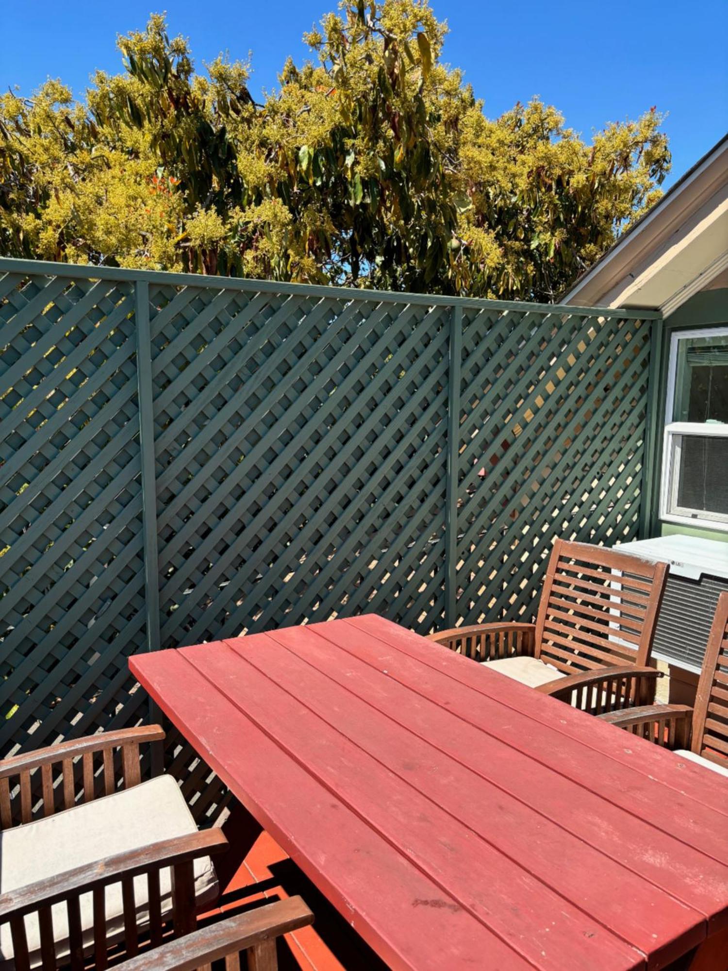 Alameda 3Br Unique Victorian Penthouse With Deck And Outdoor Furniture, Ac, 3 Blocks To Beach & Shopping Center & 2 Free Parking Spaces מראה חיצוני תמונה